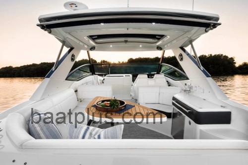 Sea Ray 320 Sundancer Spesifikasjoner og anmeldelser